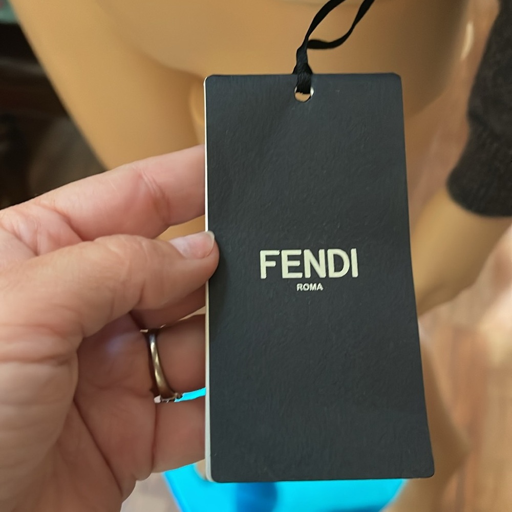 FENDI Sweater - Picture 3 of 6
